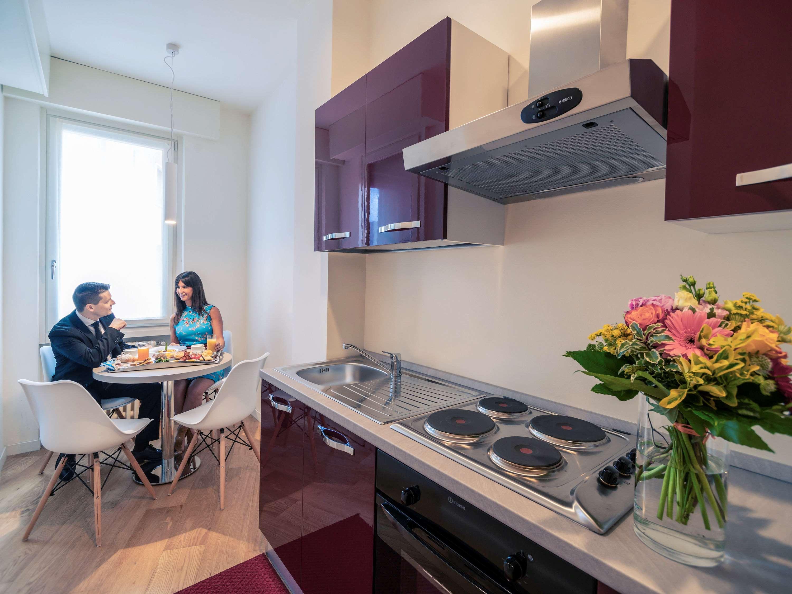 Hotel Mercure Milano Solari Bagian luar foto